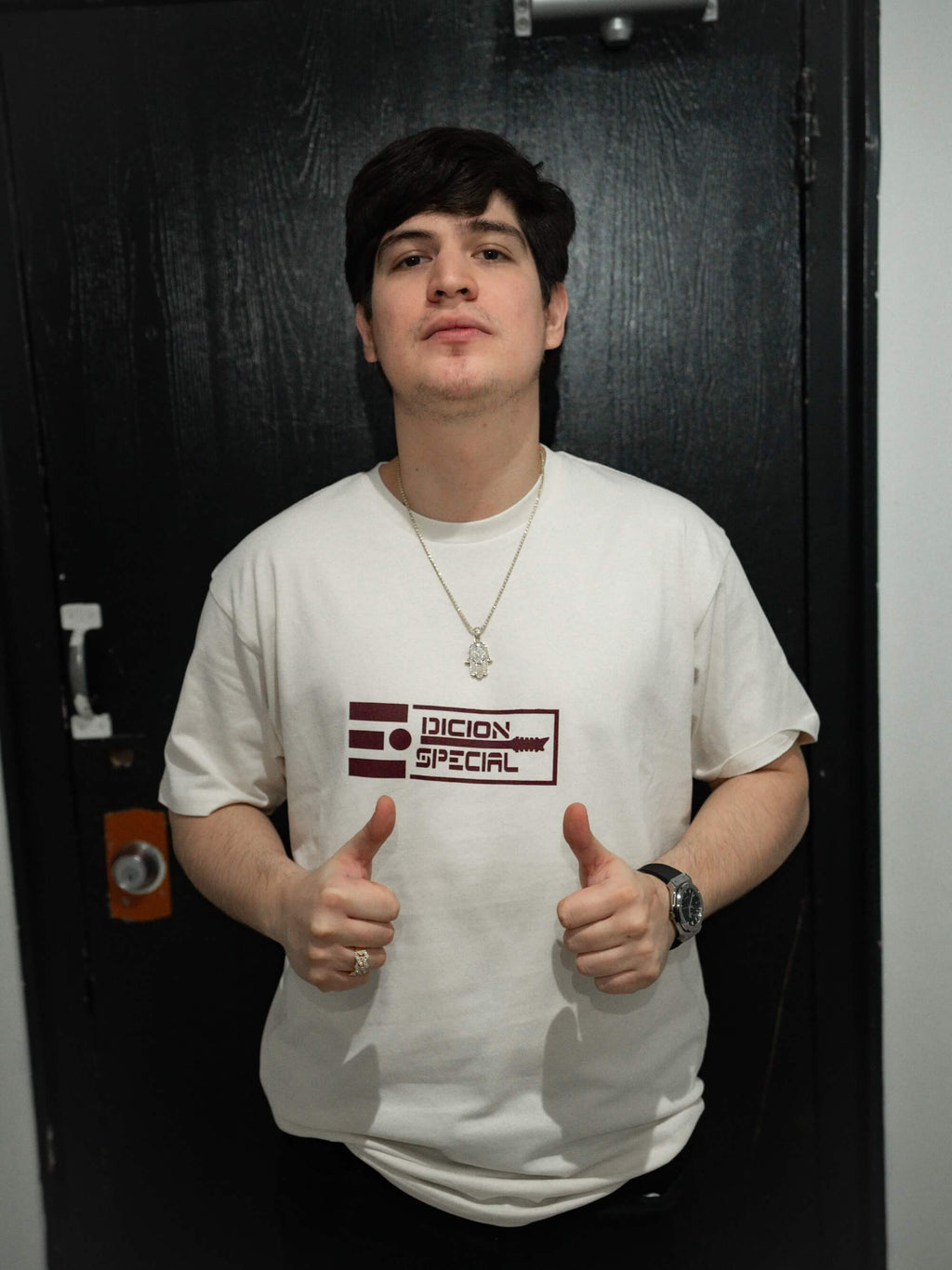 Edicion Especial "E" Shirt (beige/burgundy)