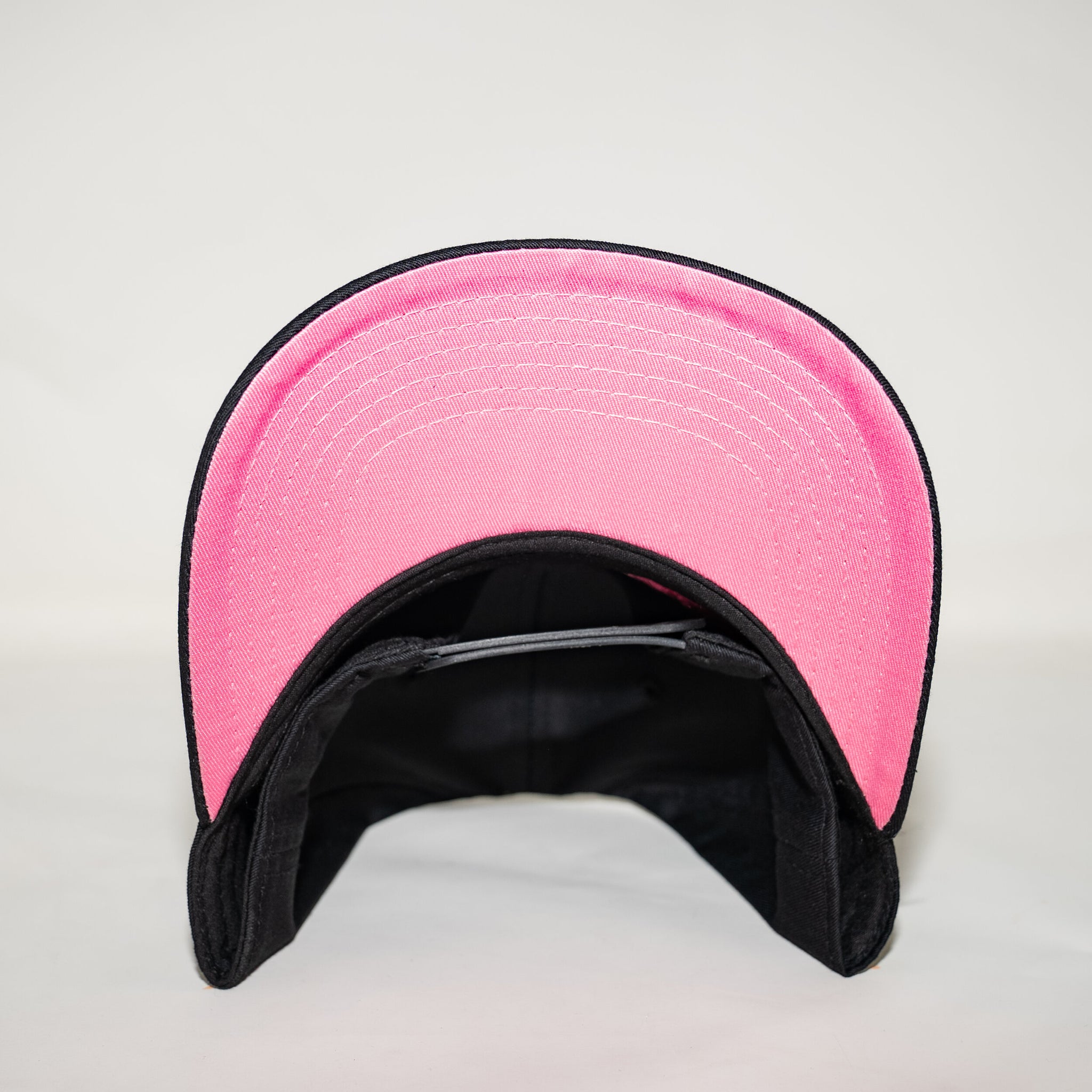 Humilde Hat Pink/Black
